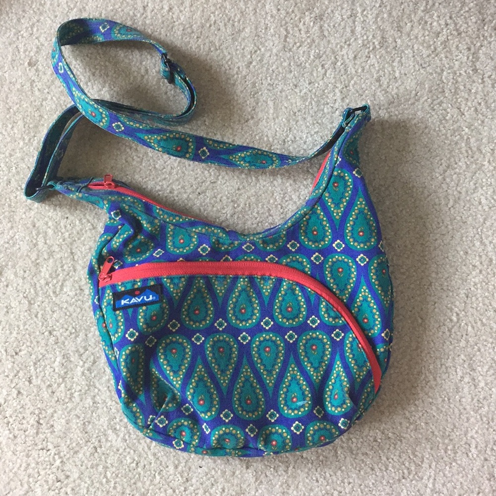 Kavu crossbody purse